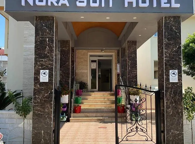 Отель Nora